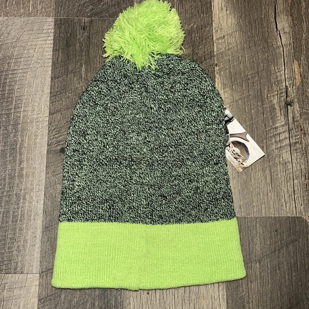 NWT Star Wars Mandalorian‎ Baby Yoda Beanie Hat Green with Pompom & Mittens